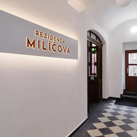 Welcome To Modern & Cozy Near Center Prg