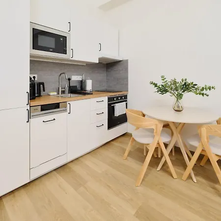 Welcome To Modern & Cozy Near Center Prg Πράγα