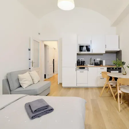 Welcome To Modern & Cozy Near Center Prg Διαμέρισμα Πράγα